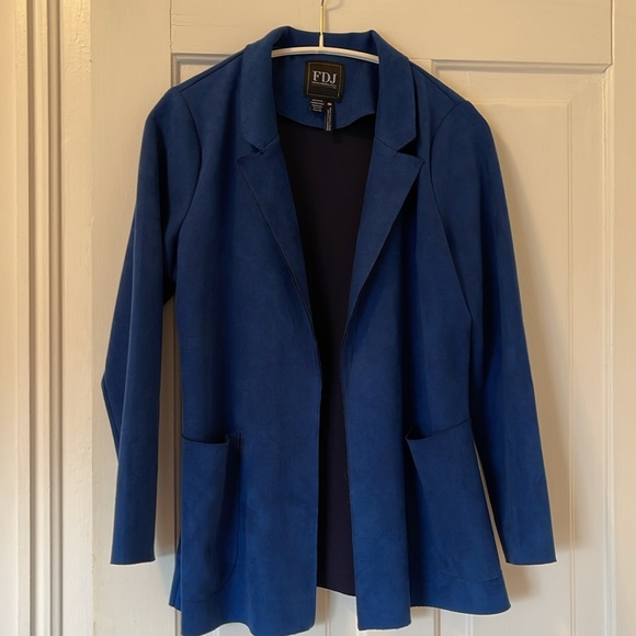 Lovely Blue Blazer - Picture 2 of 12